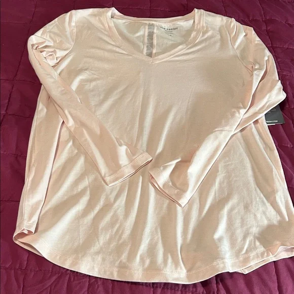 NWT Joe Fresh Women's Pink V-Neck Top size medium - Picture 10 of 10